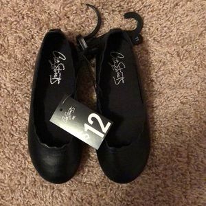 Toddler black flats